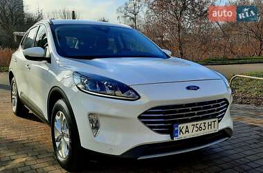Внедорожник / Кроссовер Ford Kuga 2021 в Харькове
