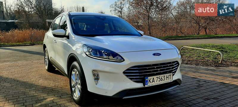 Ford Kuga 2021