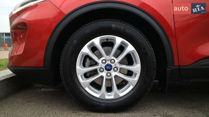 Внедорожник / Кроссовер Ford Kuga 2020 в Киеве фото 11 Внедорожник / Кроссовер Ford Kuga 2020 в Киеве