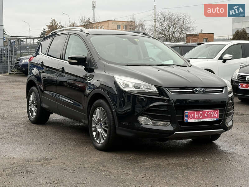 Позашляховик / Кросовер Ford Kuga 2015 в Рівному