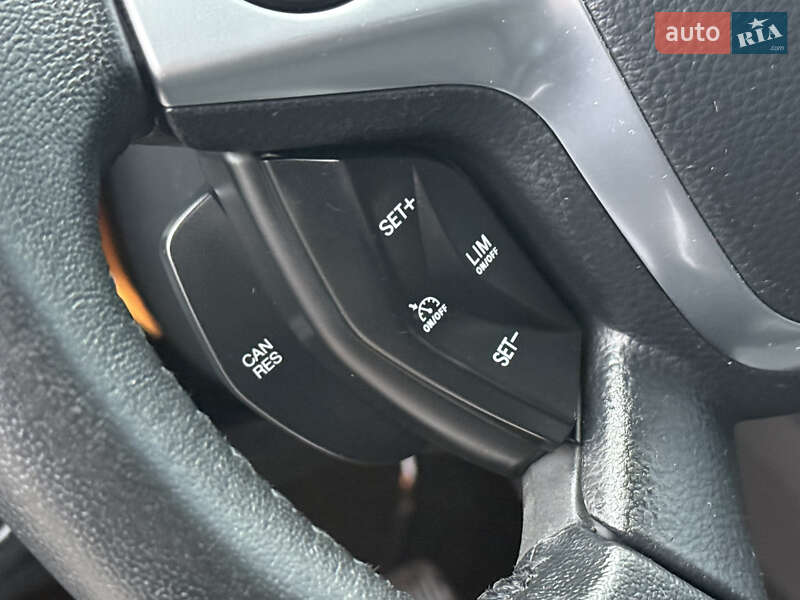 Позашляховик / Кросовер Ford Kuga 2015 в Рівному