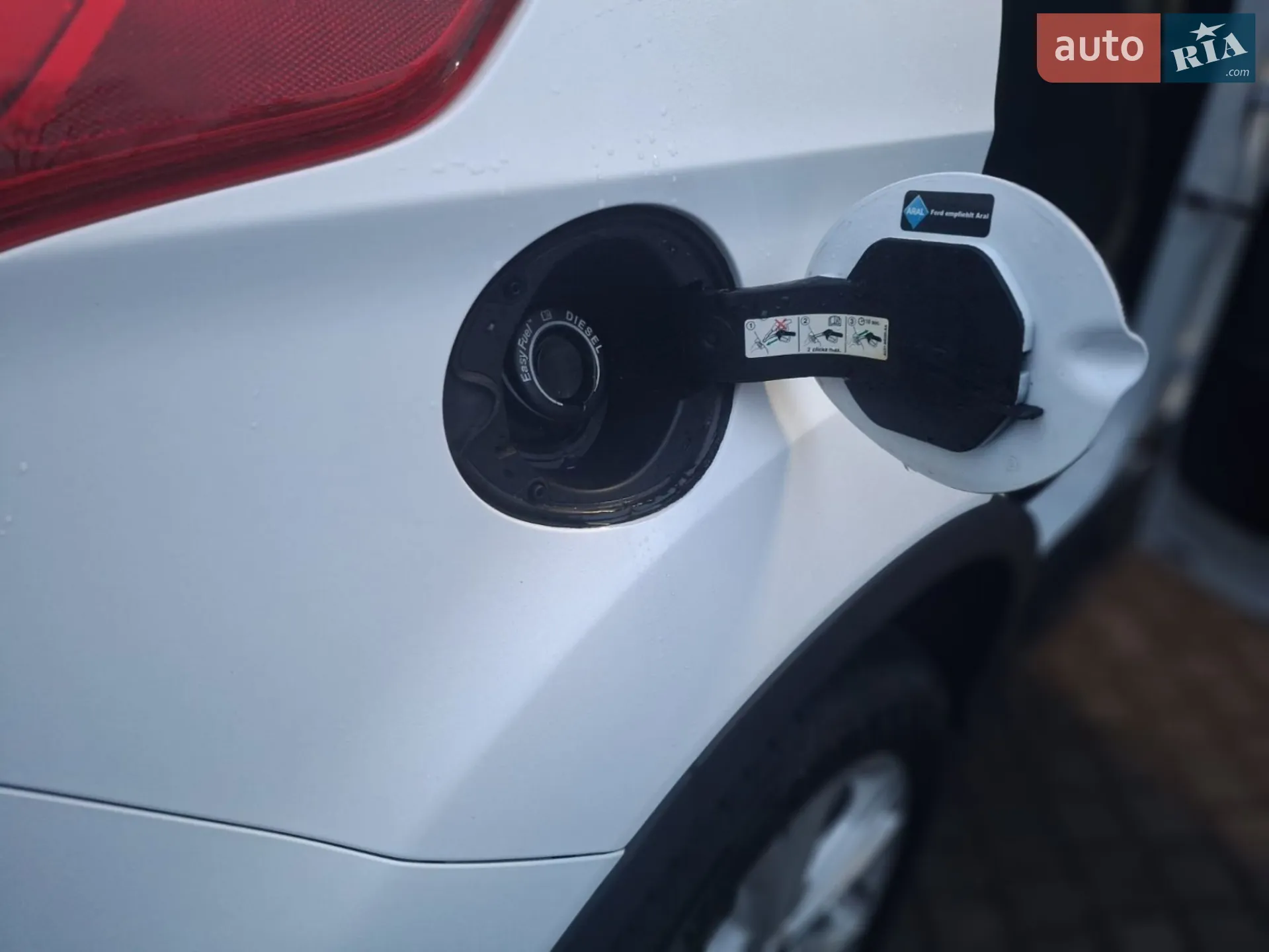 2014 Ford Kuga - мініатюра 25