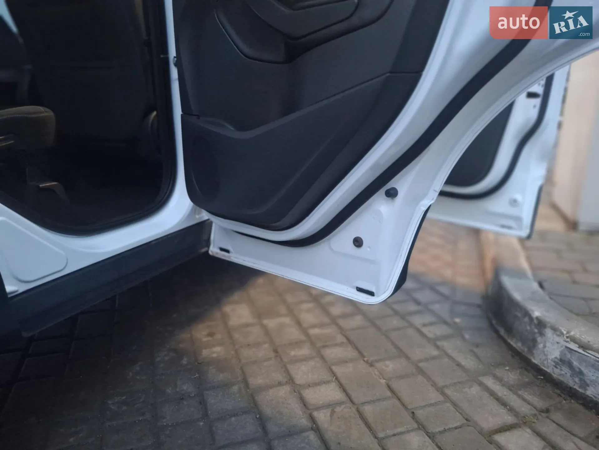 2014 Ford Kuga - мініатюра 24