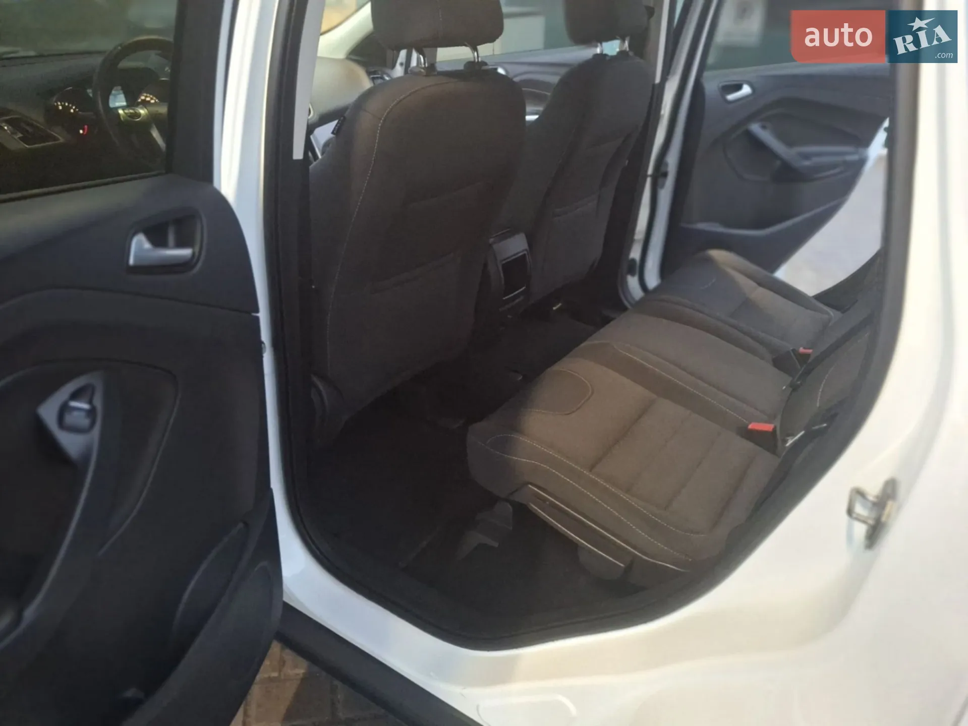 2014 Ford Kuga - мініатюра 35
