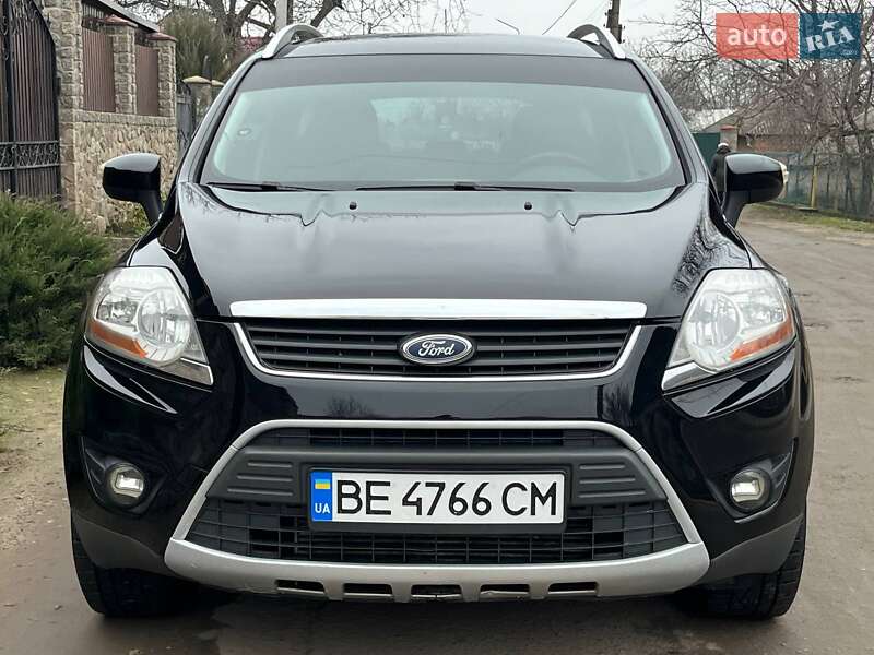Позашляховик / Кросовер Ford Kuga 2011 в Первомайську