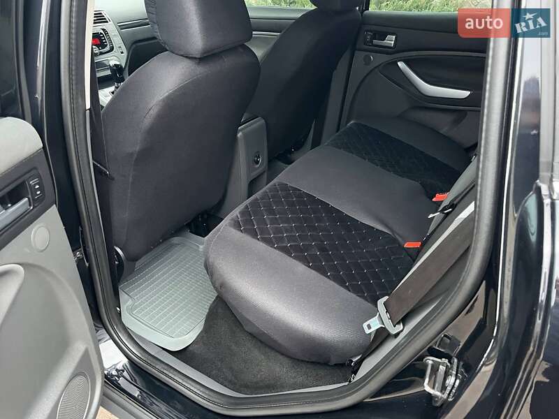 Позашляховик / Кросовер Ford Kuga 2011 в Первомайську