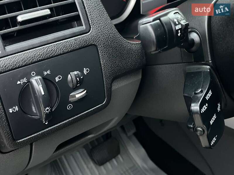 Позашляховик / Кросовер Ford Kuga 2011 в Первомайську