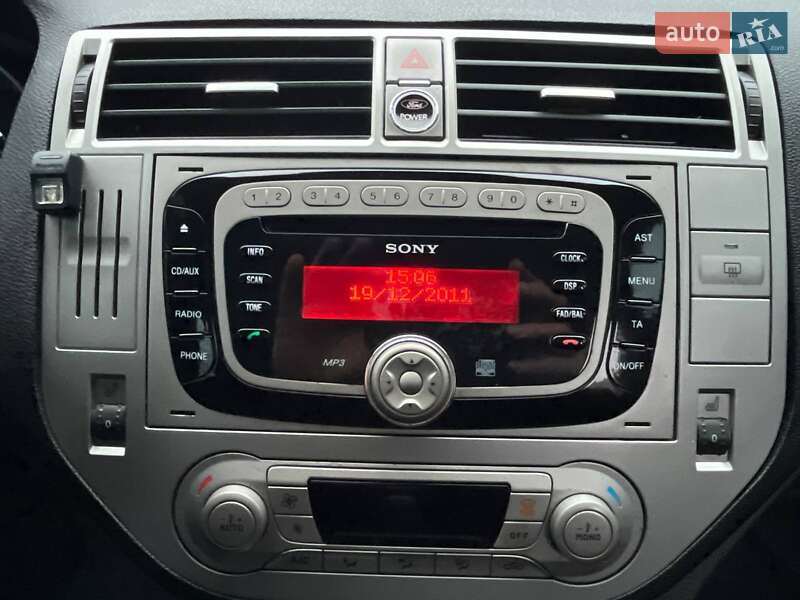 Позашляховик / Кросовер Ford Kuga 2011 в Первомайську