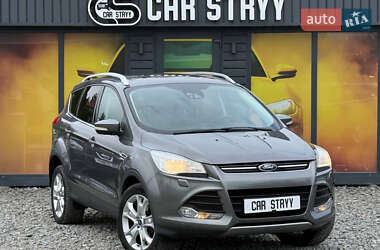 Внедорожник / Кроссовер Ford Kuga 2013 в Стрые