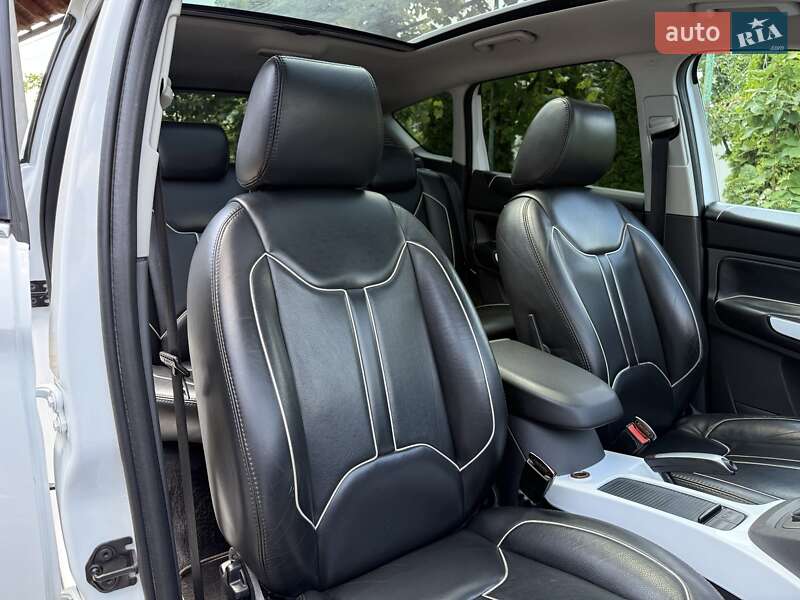 Внедорожник / Кроссовер Ford Kuga 2010 в Мукачево фото 8 Внедорожник / Кроссовер Ford Kuga 2010 в Мукачево