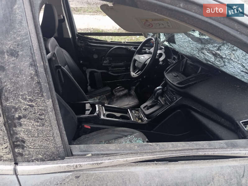 Внедорожник / Кроссовер Ford Kuga 2019 в Снигиревке фото 15 Внедорожник / Кроссовер Ford Kuga 2019 в Снигиревке