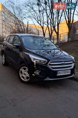 Внедорожник / Кроссовер Ford Kuga 2019 в Харькове