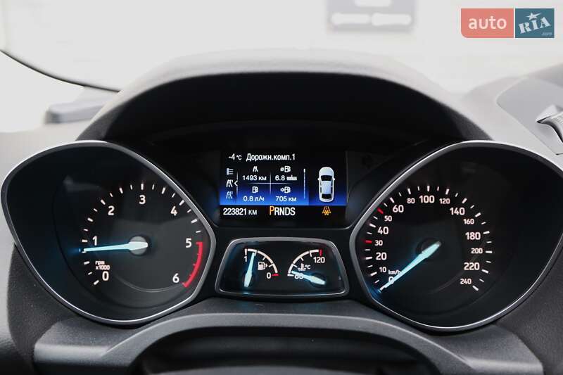 Позашляховик / Кросовер Ford Kuga 2019 в Києві