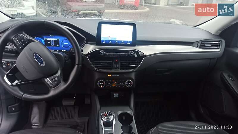 Позашляховик / Кросовер Ford Kuga 2021 в Києві