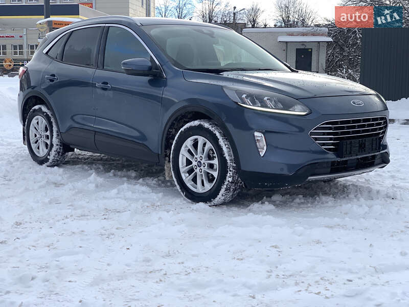 Позашляховик / Кросовер Ford Kuga 2023 в Харкові