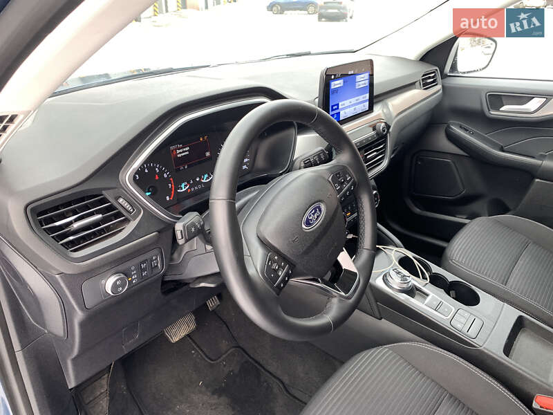 Позашляховик / Кросовер Ford Kuga 2023 в Харкові