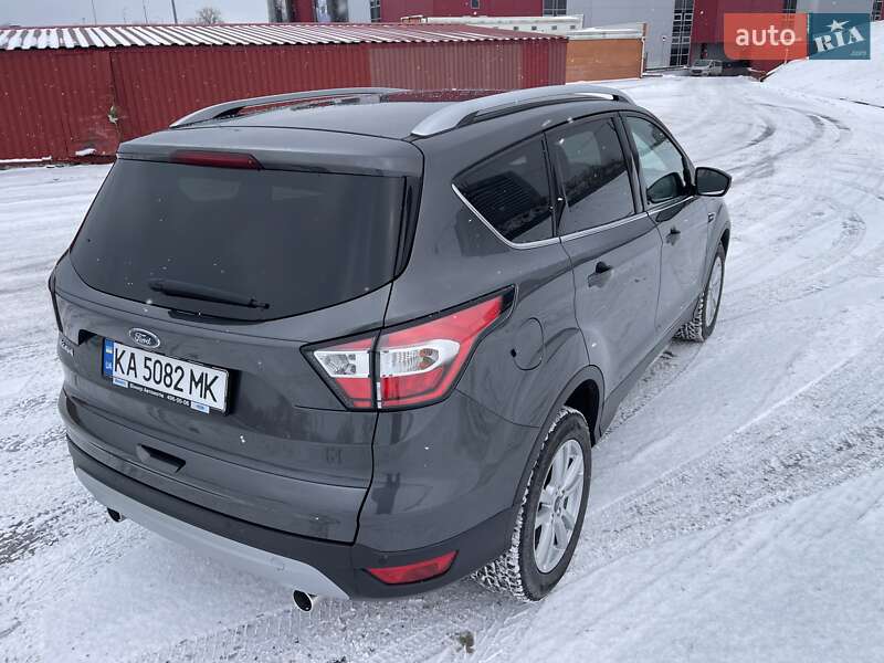Позашляховик / Кросовер Ford Kuga 2018 в Києві