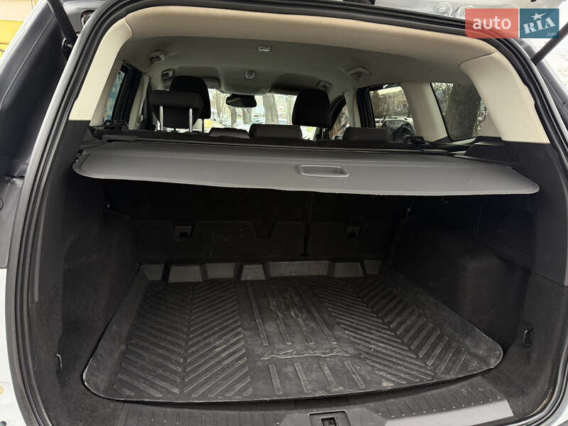 Позашляховик / Кросовер Ford Kuga 2016 в Миколаєві фото 42 Позашляховик / Кросовер Ford Kuga 2016 в Миколаєві