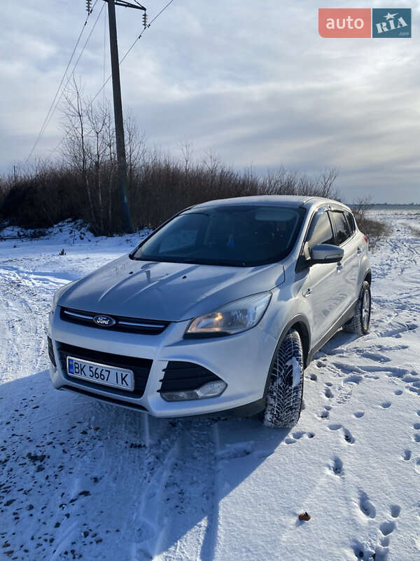 Позашляховик / Кросовер Ford Kuga 2014 в Луцьку