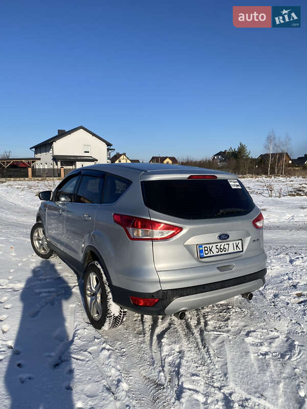 Позашляховик / Кросовер Ford Kuga 2014 в Луцьку