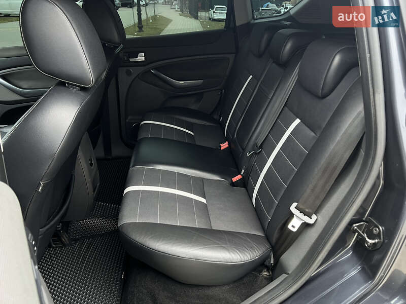 Внедорожник / Кроссовер Ford Kuga 2009 в Сваляве фото 35 Внедорожник / Кроссовер Ford Kuga 2009 в Сваляве