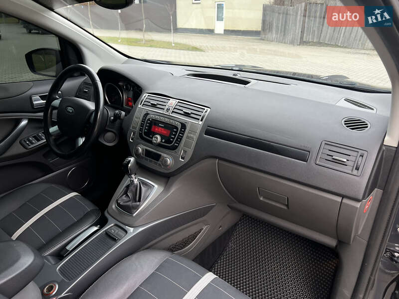 Внедорожник / Кроссовер Ford Kuga 2009 в Сваляве фото 39 Внедорожник / Кроссовер Ford Kuga 2009 в Сваляве