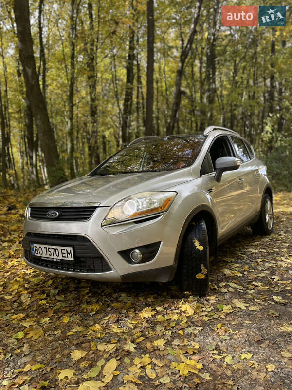 Внедорожник / Кроссовер Ford Kuga 2008 в Кременце