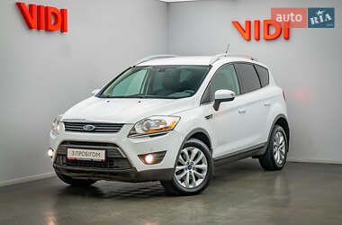 Внедорожник / Кроссовер Ford Kuga 2012 в Киеве