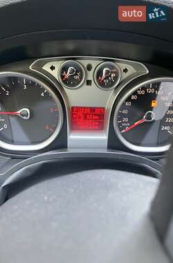 Внедорожник / Кроссовер Ford Kuga 2011 в Виннице