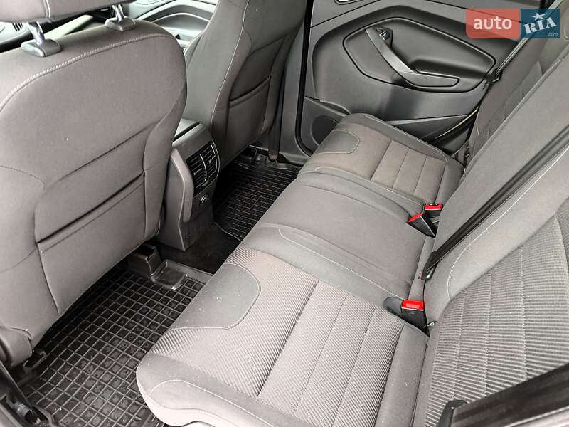 Внедорожник / Кроссовер Ford Kuga 2015 в Киеве