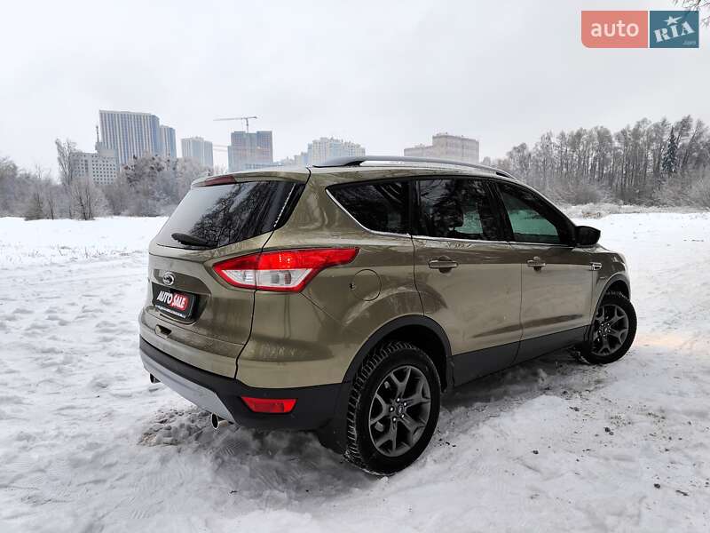 Внедорожник / Кроссовер Ford Kuga 2015 в Киеве