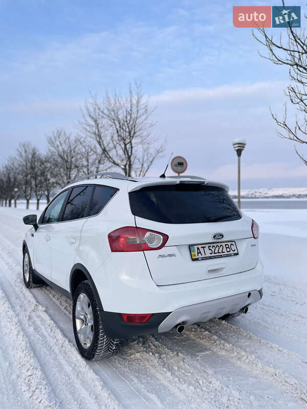 Внедорожник / Кроссовер Ford Kuga 2011 в Бурштыне