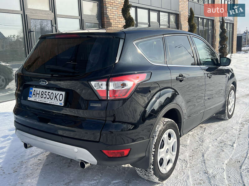 Внедорожник / Кроссовер Ford Kuga 2018 в Виннице