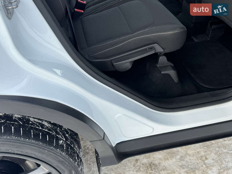 Внедорожник / Кроссовер Ford Kuga 2019 в Ровно