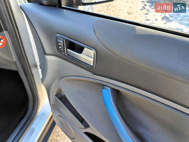 Внедорожник / Кроссовер Ford Kuga 2009 в Киеве