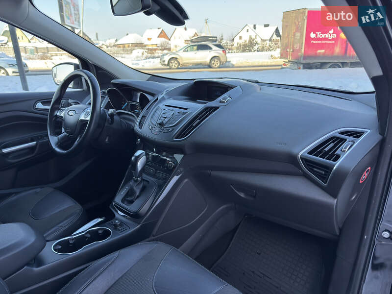 Внедорожник / Кроссовер Ford Kuga 2013 в Луцке