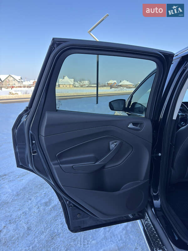 Внедорожник / Кроссовер Ford Kuga 2013 в Луцке