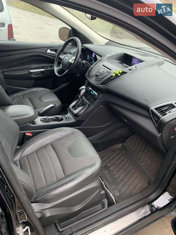 Внедорожник / Кроссовер Ford Kuga 2013 в Хмельницком