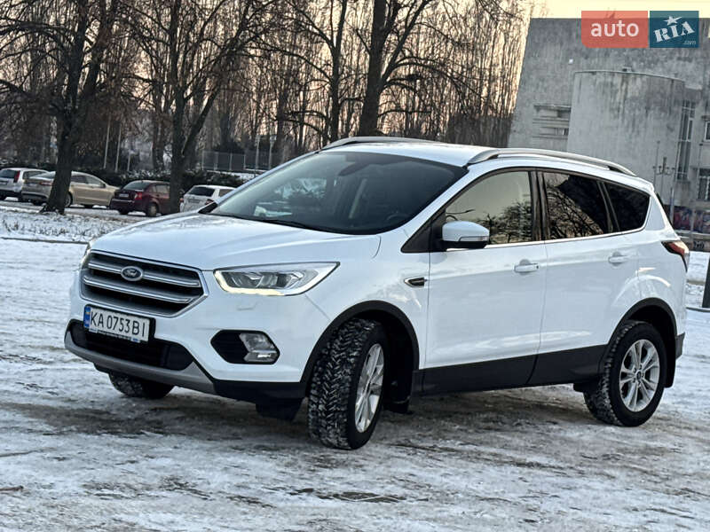 Внедорожник / Кроссовер Ford Kuga 2019 в Черкассах фото 10 Внедорожник / Кроссовер Ford Kuga 2019 в Черкассах