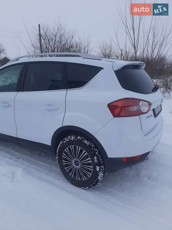 Внедорожник / Кроссовер Ford Kuga 2009 в Борщеве фото 9 Внедорожник / Кроссовер Ford Kuga 2009 в Борщеве