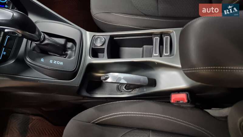 Позашляховик / Кросовер Ford Kuga 2019 в Києві