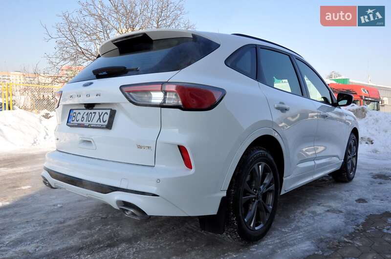 Позашляховик / Кросовер Ford Kuga 2021 в Львові