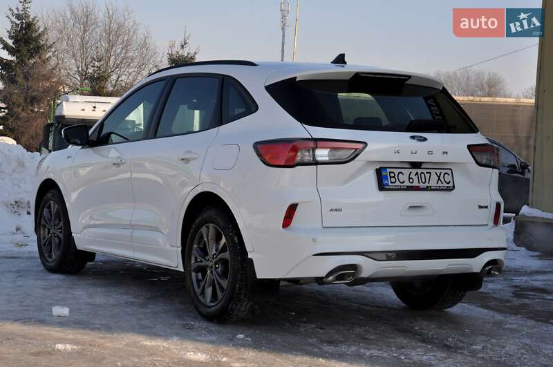 Позашляховик / Кросовер Ford Kuga 2021 в Львові