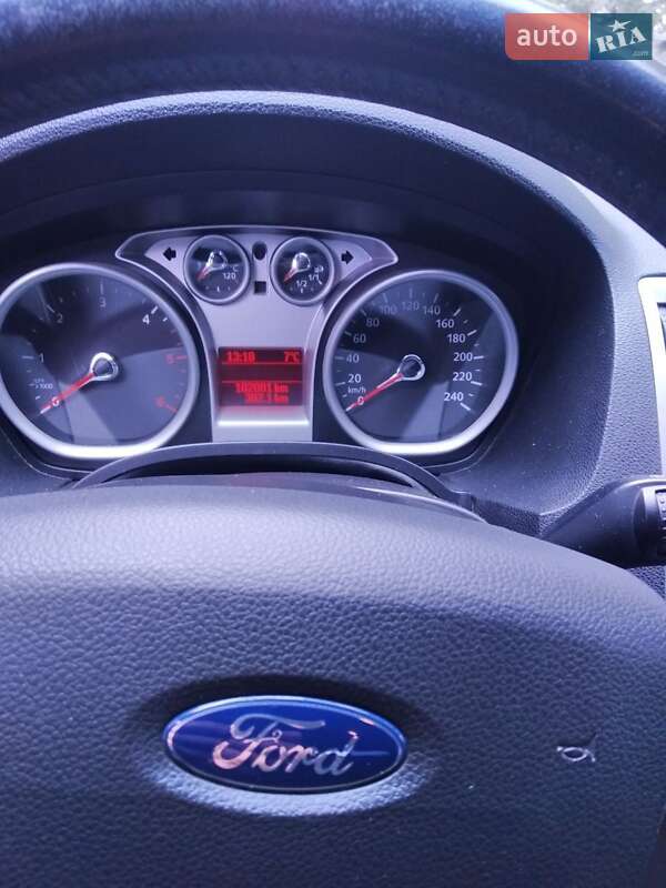 Позашляховик / Кросовер Ford Kuga 2012 в Житомирі фото 4 Позашляховик / Кросовер Ford Kuga 2012 в Житомирі