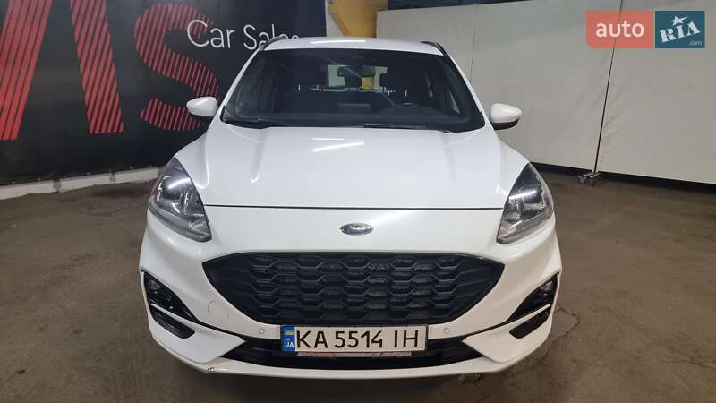 Позашляховик / Кросовер Ford Kuga 2021 в Києві