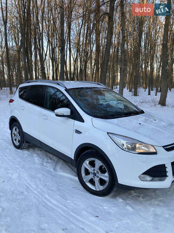 Внедорожник / Кроссовер Ford Kuga 2016 в Бахмаче фото 3 Внедорожник / Кроссовер Ford Kuga 2016 в Бахмаче