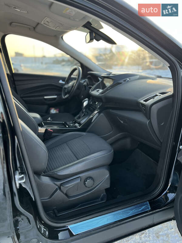 Внедорожник / Кроссовер Ford Kuga 2019 в Киеве фото 31 Внедорожник / Кроссовер Ford Kuga 2019 в Киеве