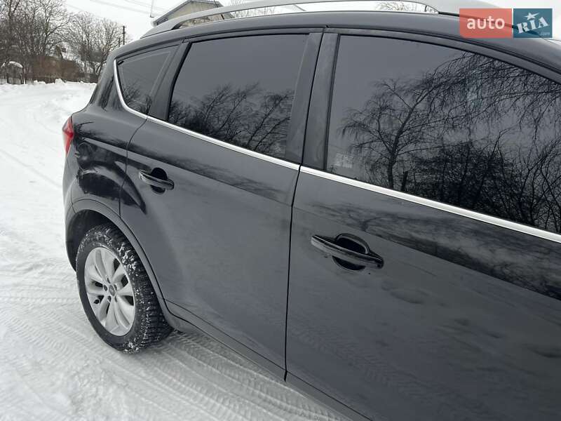 Внедорожник / Кроссовер Ford Kuga 2011 в Стрые