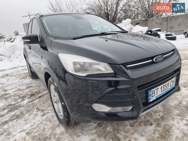 Внедорожник / Кроссовер Ford Kuga 2016 в Киеве