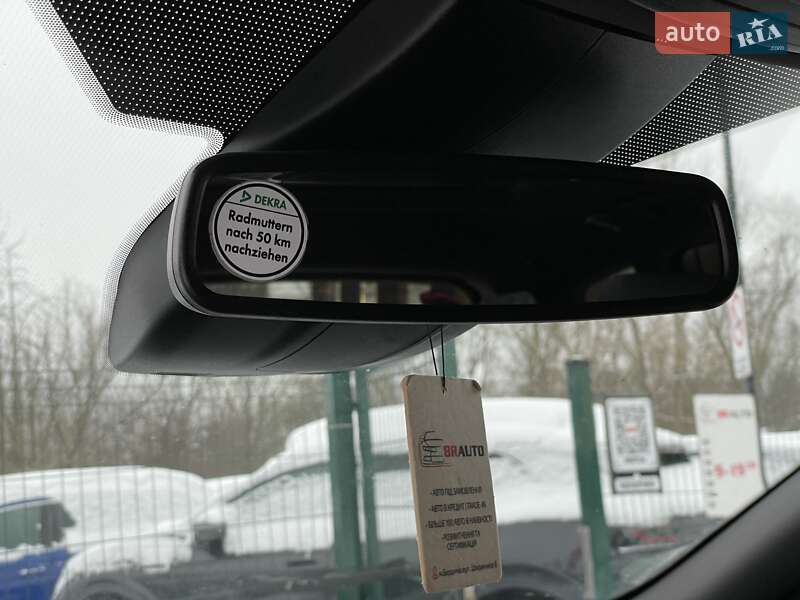 Внедорожник / Кроссовер Ford Kuga 2017 в Бердичеве